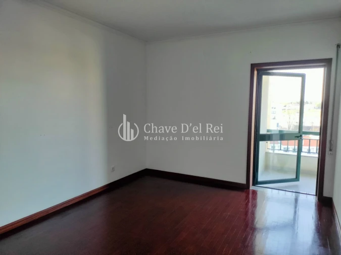 Apartamento T2 para Venda em Repeses e São Salvador Foto 22