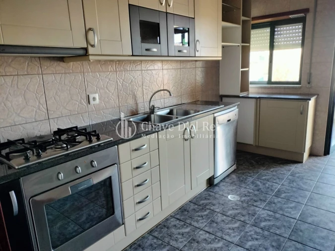 Apartamento T2 para Venda em Repeses e São Salvador Foto 7