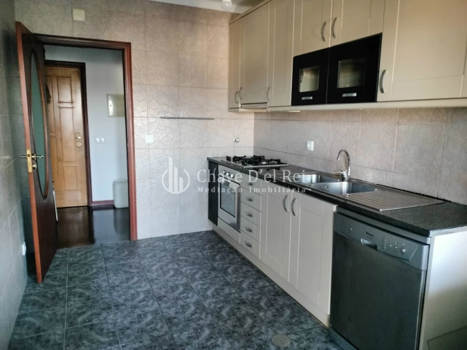 Apartamento T2 para Venda em Repeses e São Salvador Foto 8