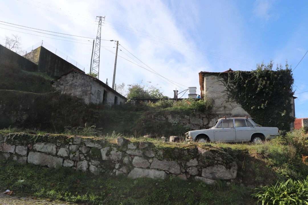 Moradia T2 para Venda em Rebordões Foto 6