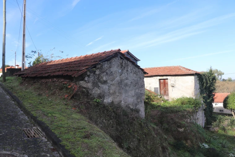 Moradia T2 para Venda em Rebordões Foto 9