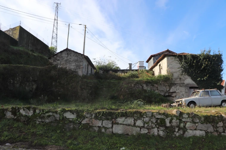 Moradia T2 para Venda em Rebordões Foto 21