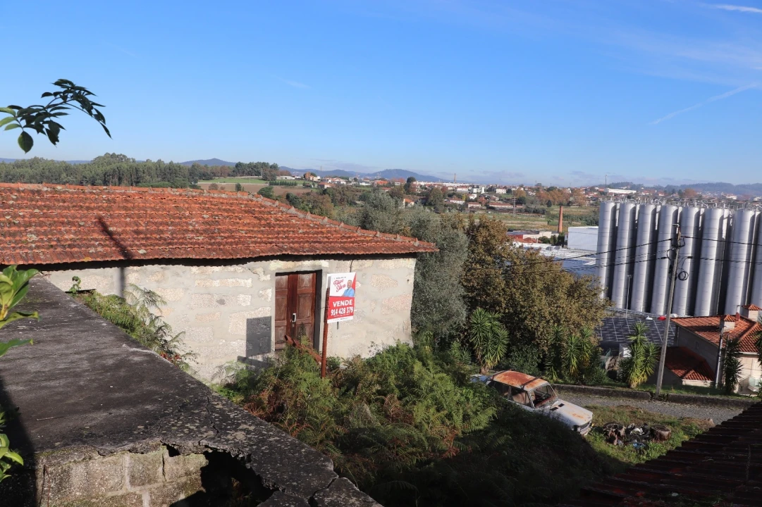 Moradia T2 para Venda em Rebordões Foto 5