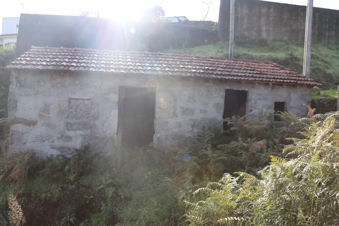 Moradia T2 para Venda em Rebordões Foto 4