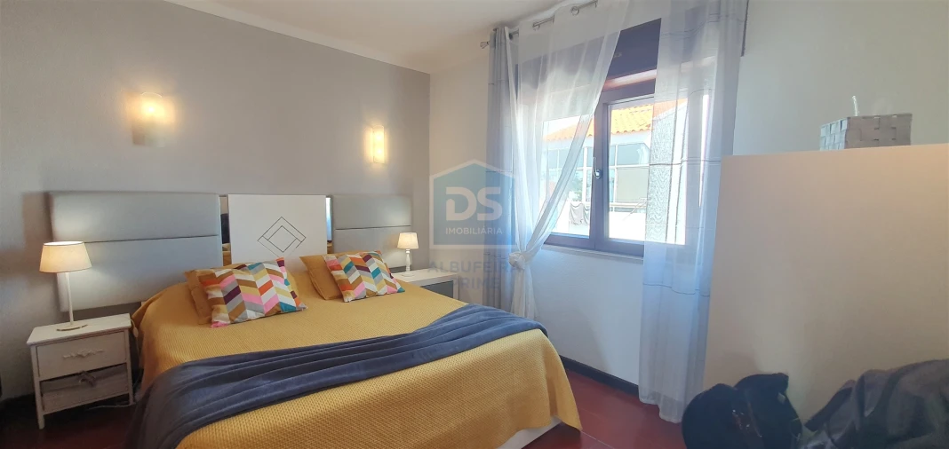 Apartamento T2 para Venda em Albufeira e Olhos de Água Foto 9