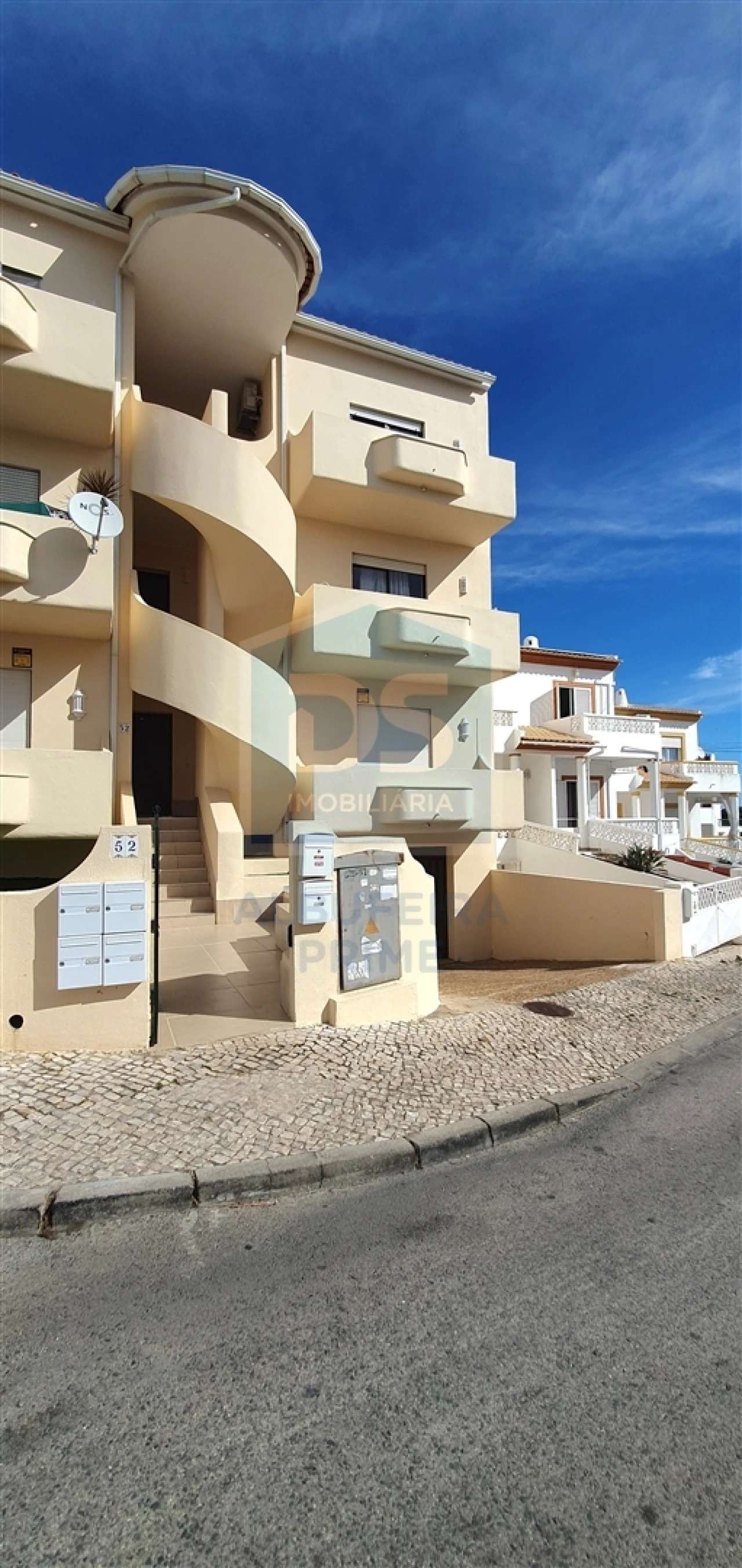 Apartamento T2 para Venda em Albufeira e Olhos de Água Foto 1