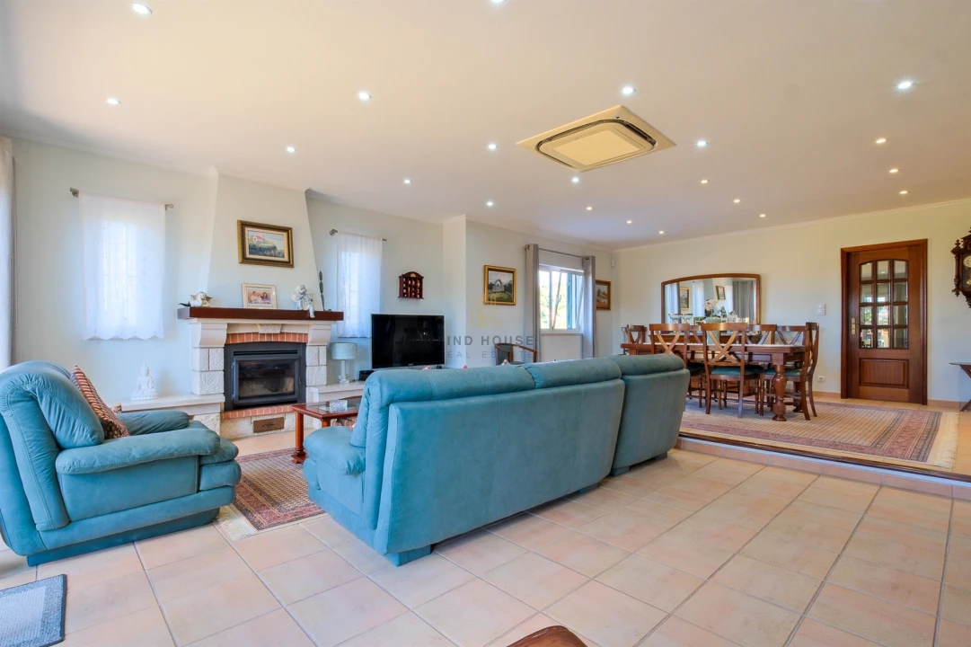 Moradia T4 para Venda em Castanheira do Ribatejo e Cachoeiras Foto 27