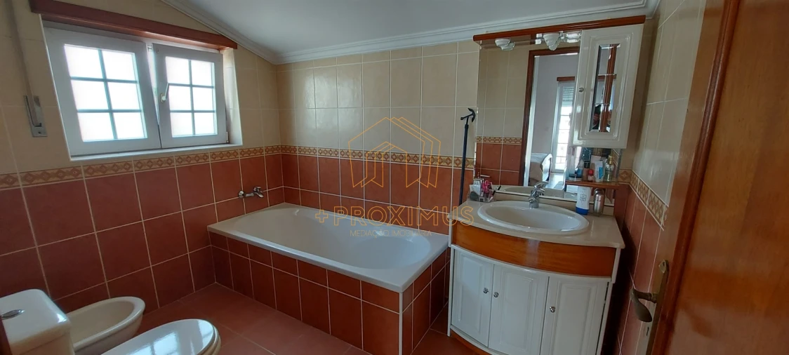 Moradia T4 para Venda em Tavarede Foto 27