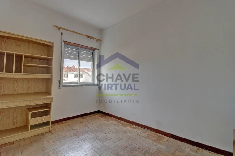 Moradia T7 para Venda em Bombarral e Vale Covo Foto 11