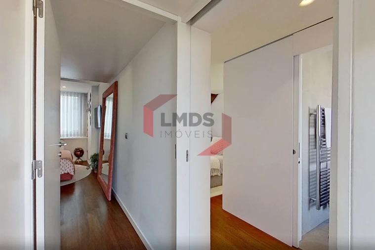 Moradia T3 para Venda em Lordelo do Ouro e Massarelos Foto 17