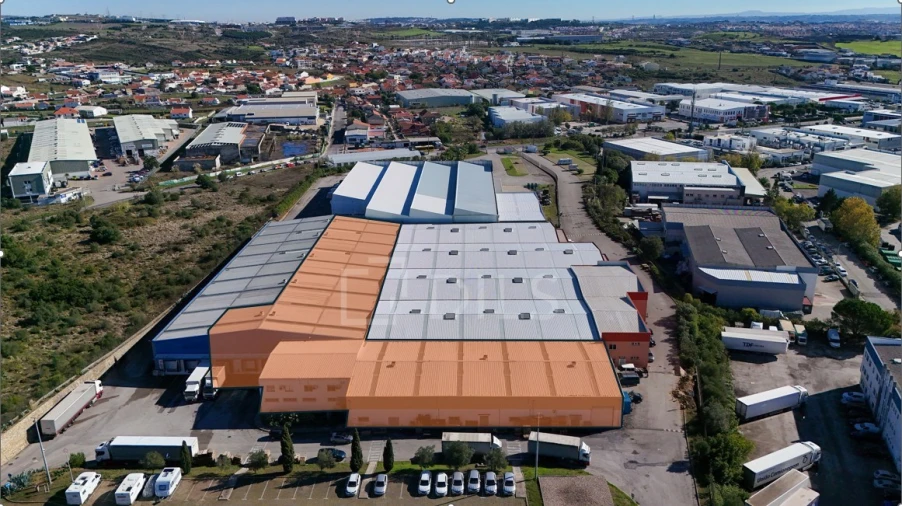 Armazém para Arrendamento em Rio de Mouro Foto 2