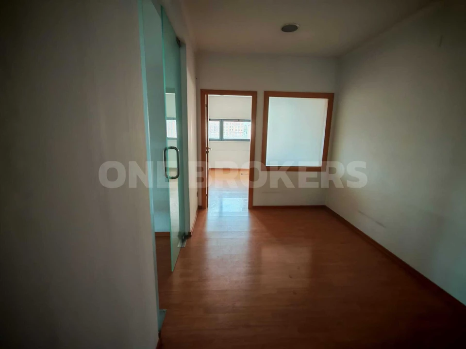 Escritório para Venda em Marvila Foto 18