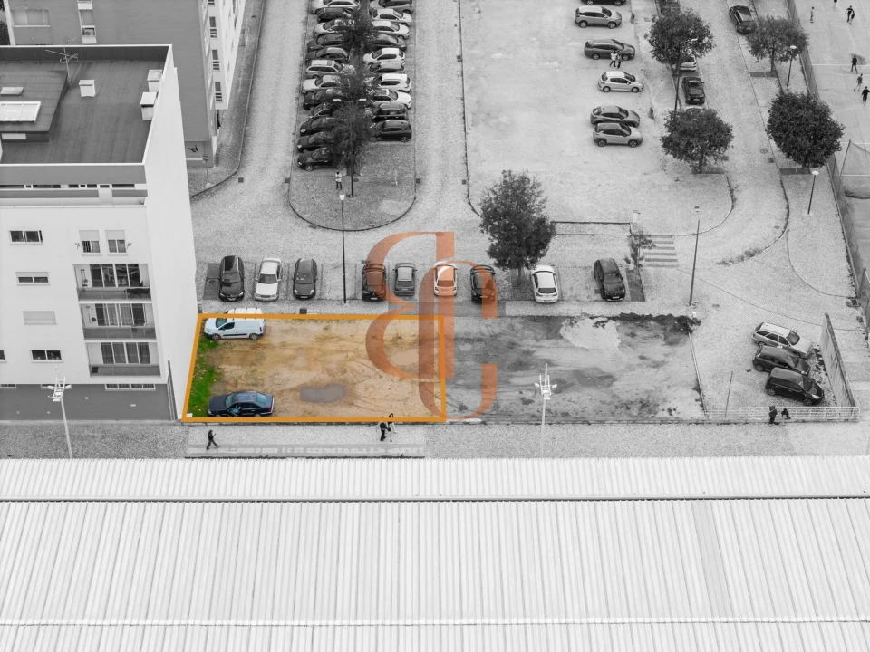 Terreno para Venda em Rio Maior Foto 1