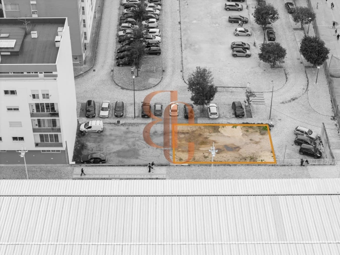 Terreno para Venda em Rio Maior Foto 1