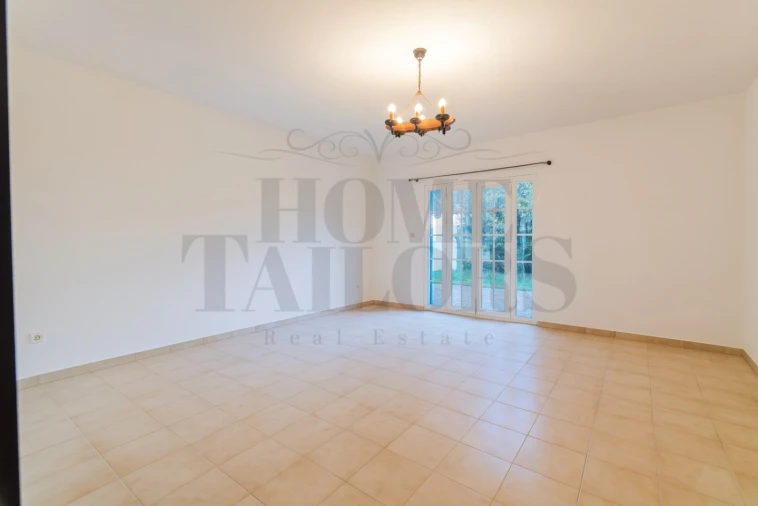 Moradia T5 para Venda em Corroios Foto 17