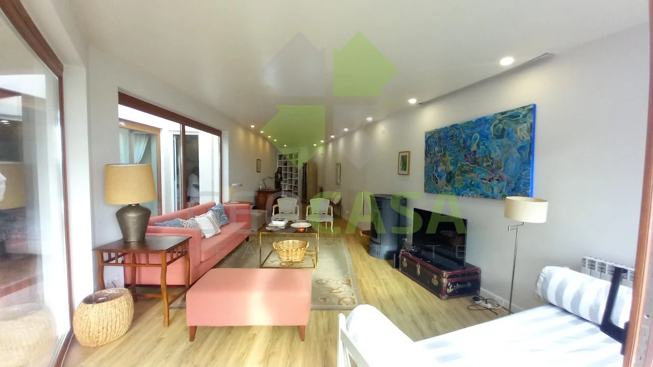 Moradia T3 para Arrendamento em Santa Maria e São Miguel, São Martinho, São Pedro Penaferrim Foto 2