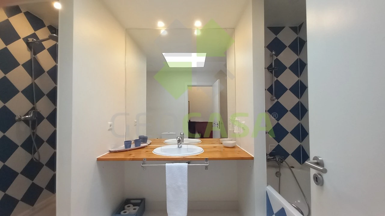 Moradia T3 para Arrendamento em Santa Maria e São Miguel, São Martinho, São Pedro Penaferrim Foto 23