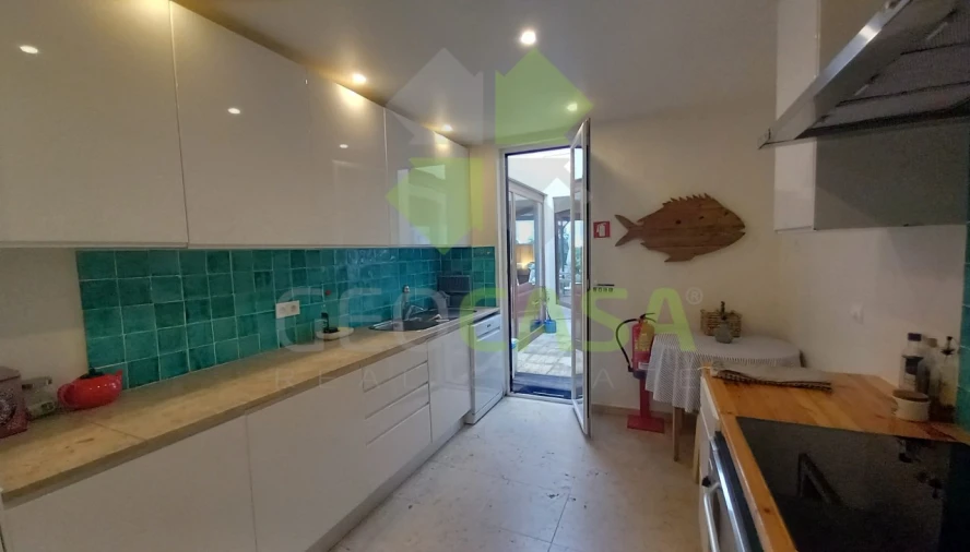 Moradia T3 para Arrendamento em Santa Maria e São Miguel, São Martinho, São Pedro Penaferrim Foto 2