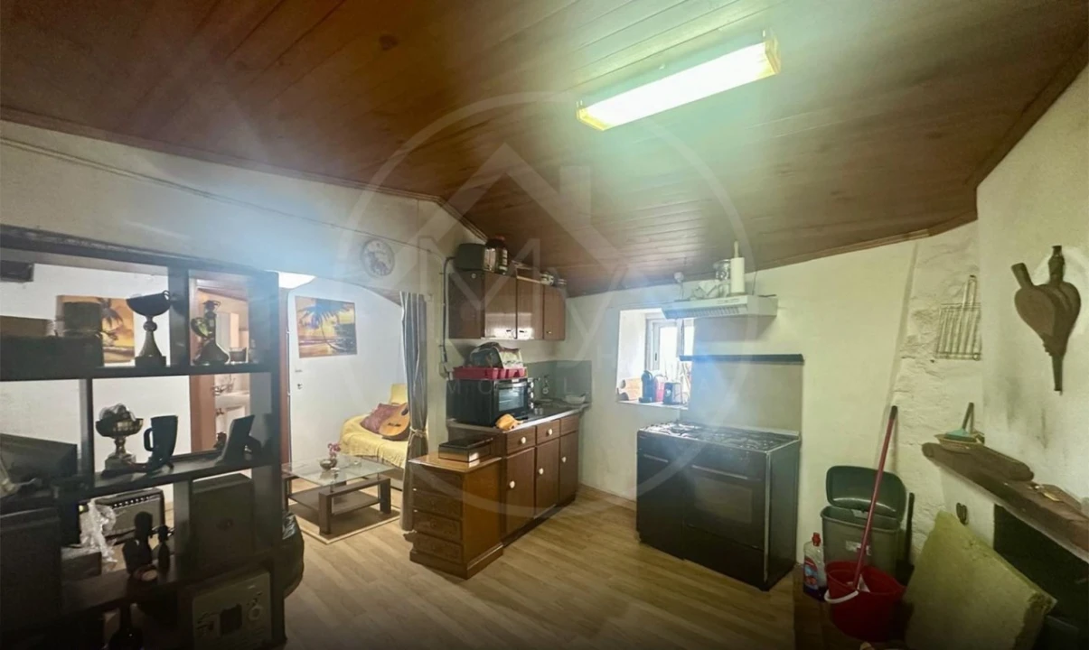 Moradia T1 para Venda em Pensalvos e Parada de Monteiros Foto 2