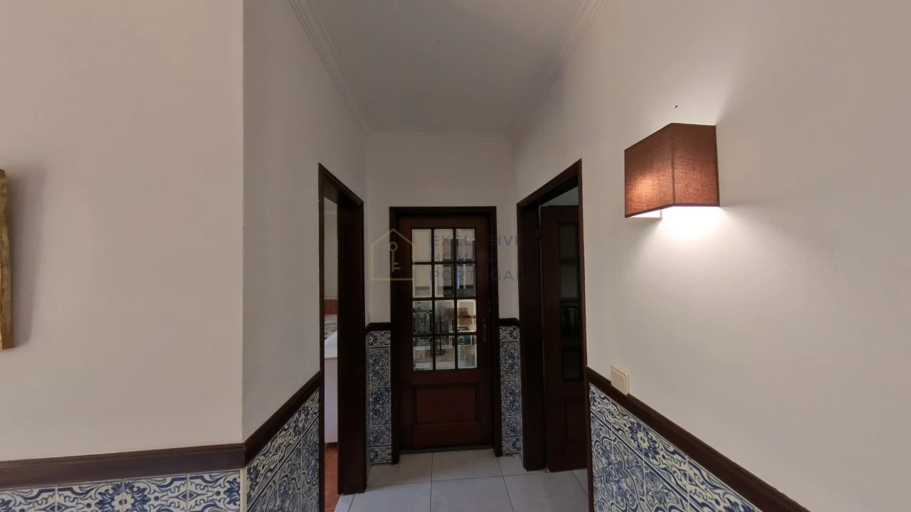 Moradia T5 para Arrendamento em Rebordões (Souto) Foto 113