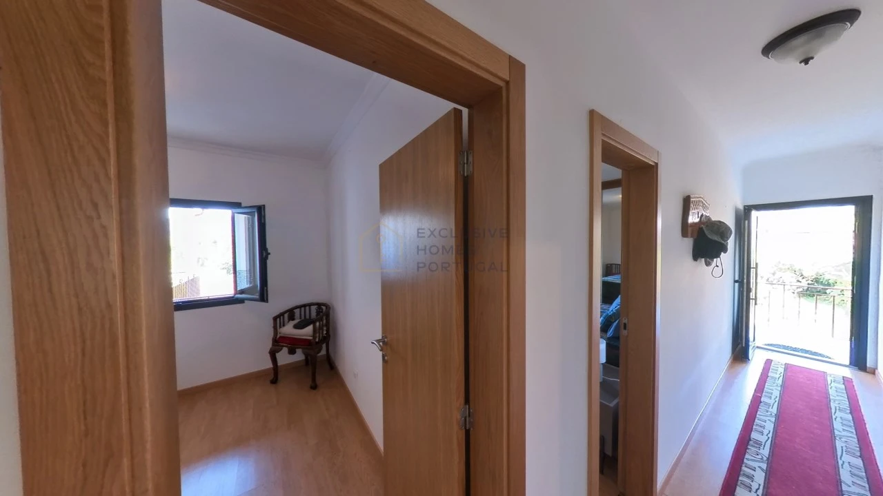 Moradia T5 para Arrendamento em Rebordões (Souto) Foto 96