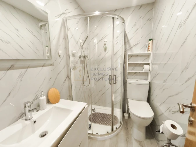 Moradia T5 para Arrendamento em Rebordões (Souto) Foto 22