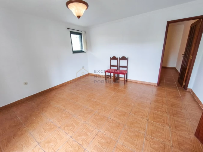 Moradia T5 para Arrendamento em Rebordões (Souto) Foto 33