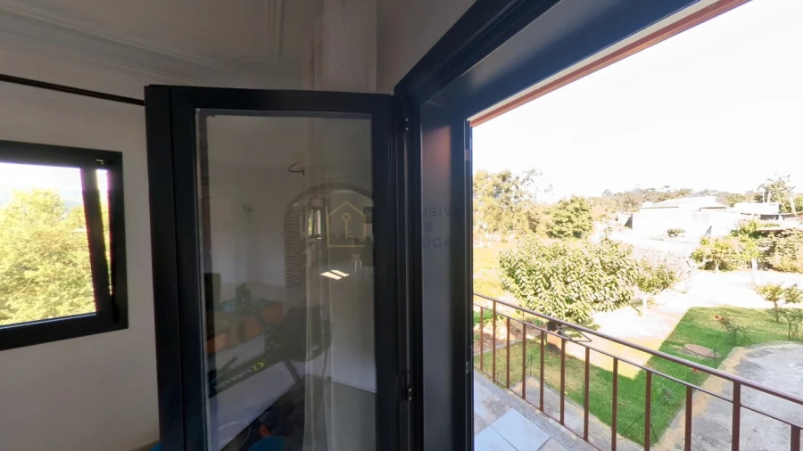 Moradia T5 para Arrendamento em Rebordões (Souto) Foto 150