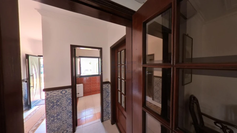 Moradia T5 para Arrendamento em Rebordões (Souto) Foto 117