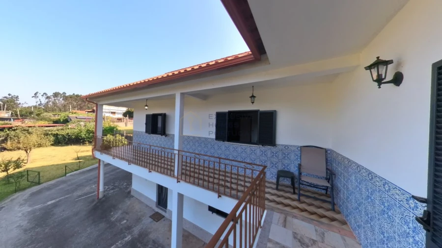 Moradia T5 para Arrendamento em Rebordões (Souto) Foto 142