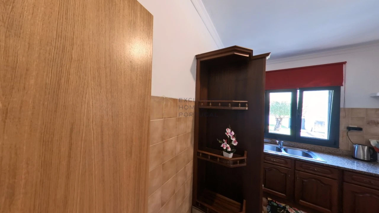 Moradia T5 para Arrendamento em Rebordões (Souto) Foto 106