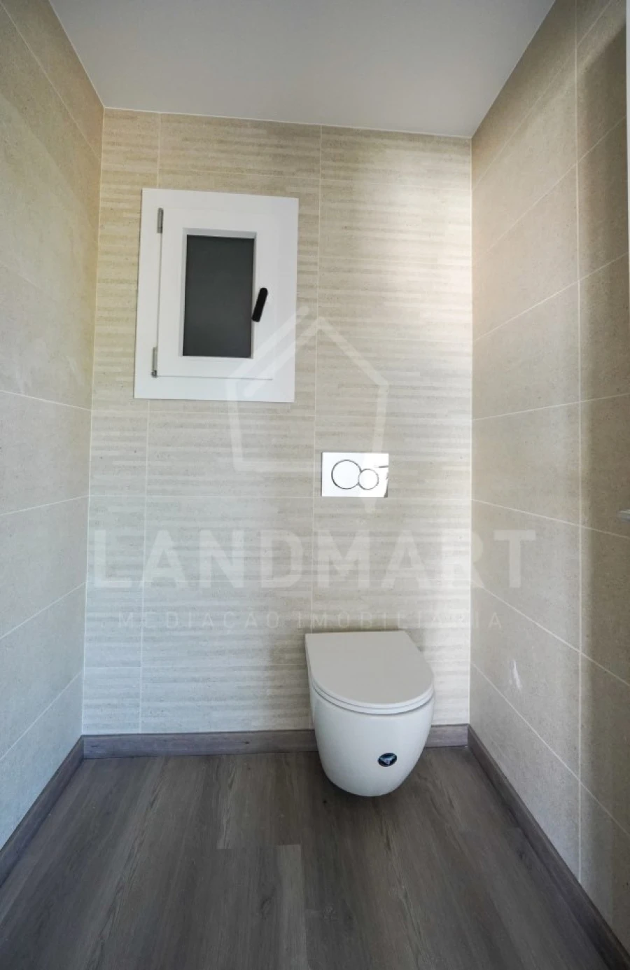 Moradia T3 para Venda em Turquel Foto 12