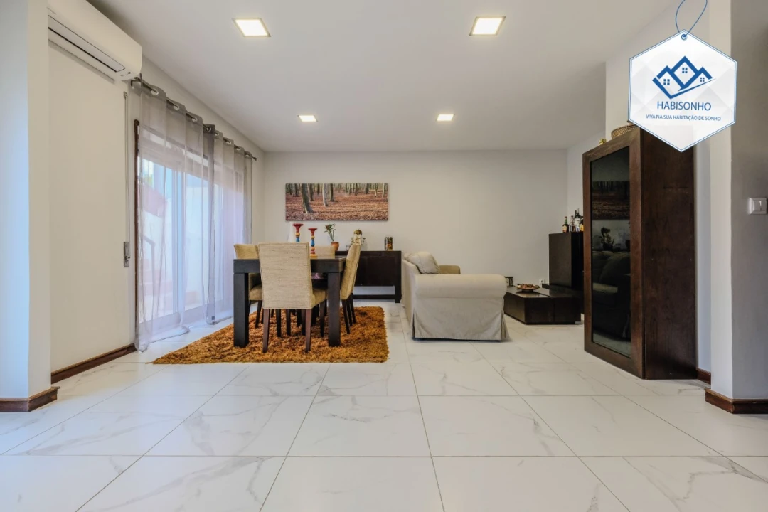 Moradia T3 para Venda em Gondomar (São Cosme), Valbom e Jovim Foto 1