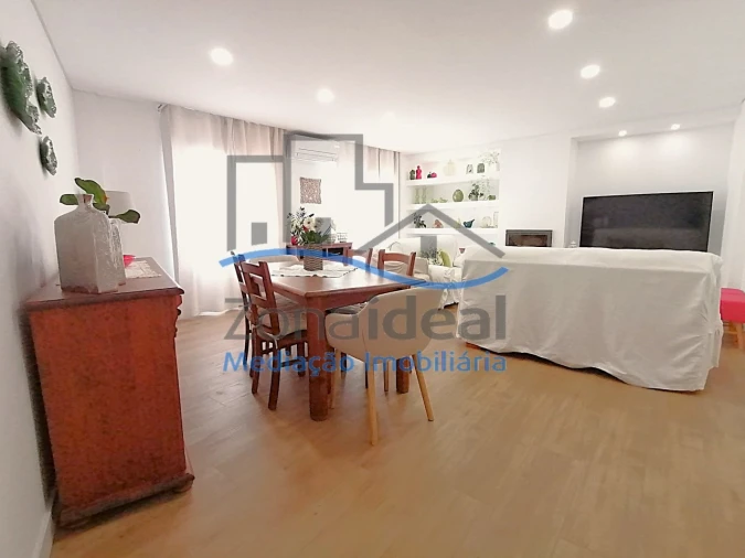 Apartamento T3 para Venda em Alenquer (Santo Estêvão e Triana) Foto 1