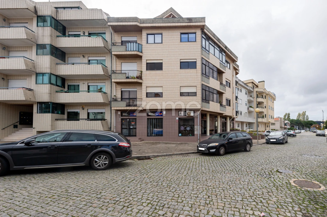 Apartamento T1 para Arrendamento em Cidade da Maia Foto 4