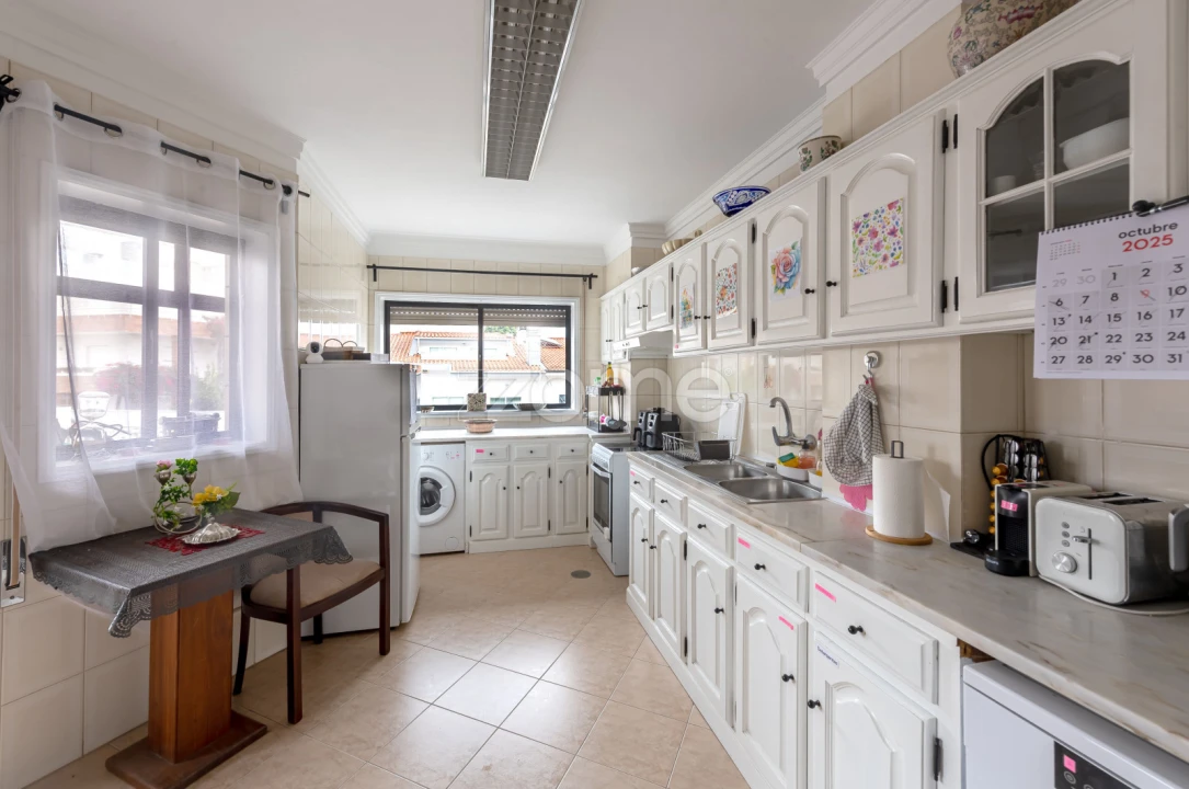 Apartamento T1 para Arrendamento em Cidade da Maia Foto 18