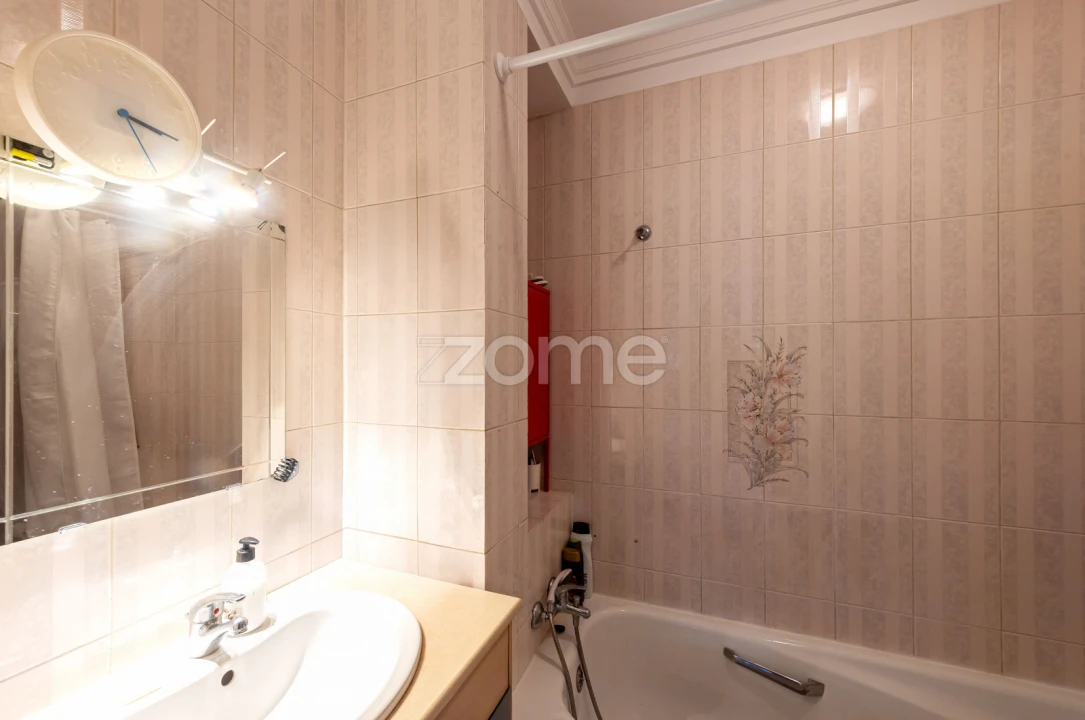 Apartamento T1 para Arrendamento em Cidade da Maia Foto 20