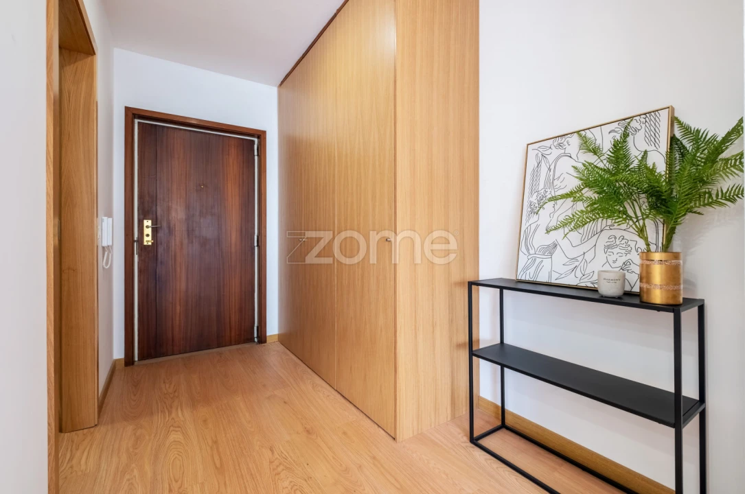 Apartamento T3 para Venda em Ramalde Foto 4