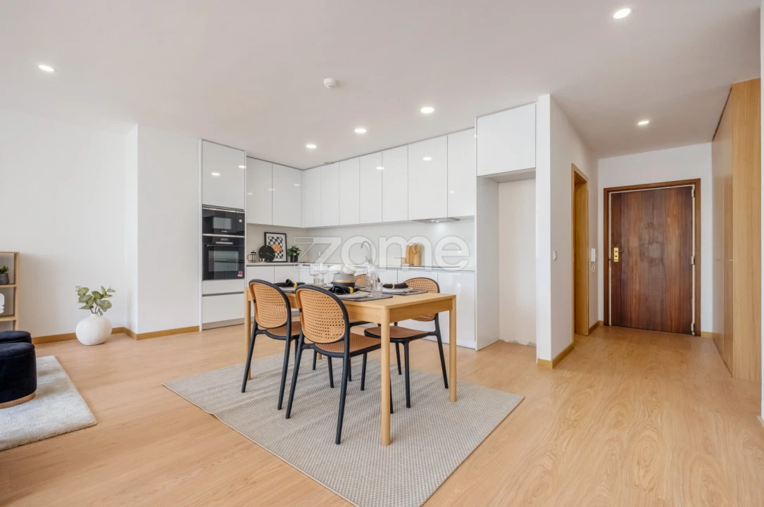Apartamento T3 para Venda em Ramalde Foto 6