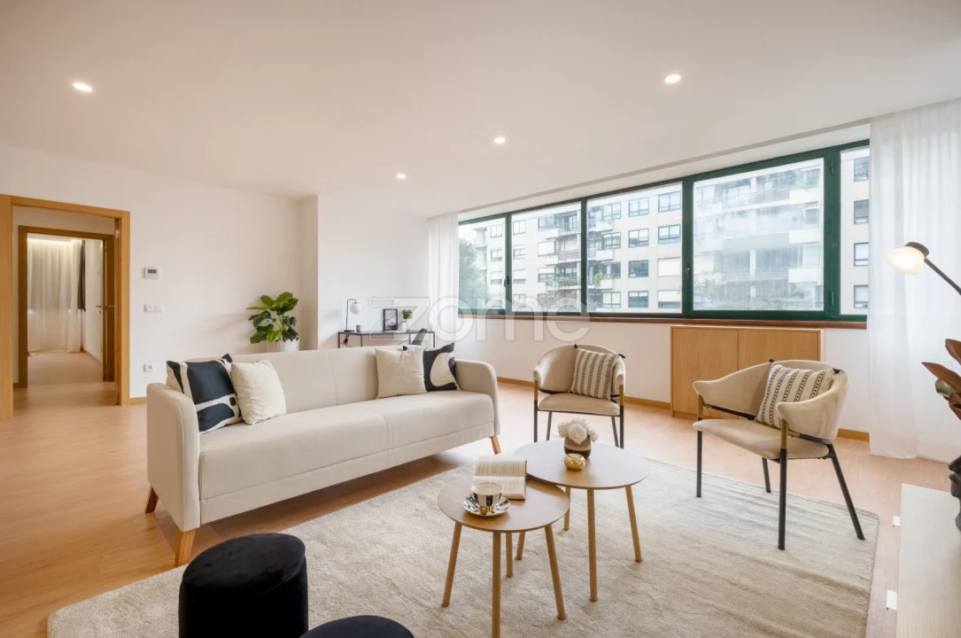 Apartamento T3 para Venda em Ramalde Foto 15