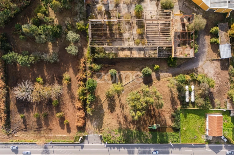 Terreno Comércio / Armazém para Venda em Mazarefes e Vila Fria Foto 13