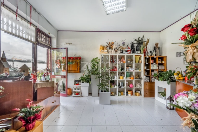 Negócio para Arrendamento em Custóias, Leça do Balio e Guifões Foto 6