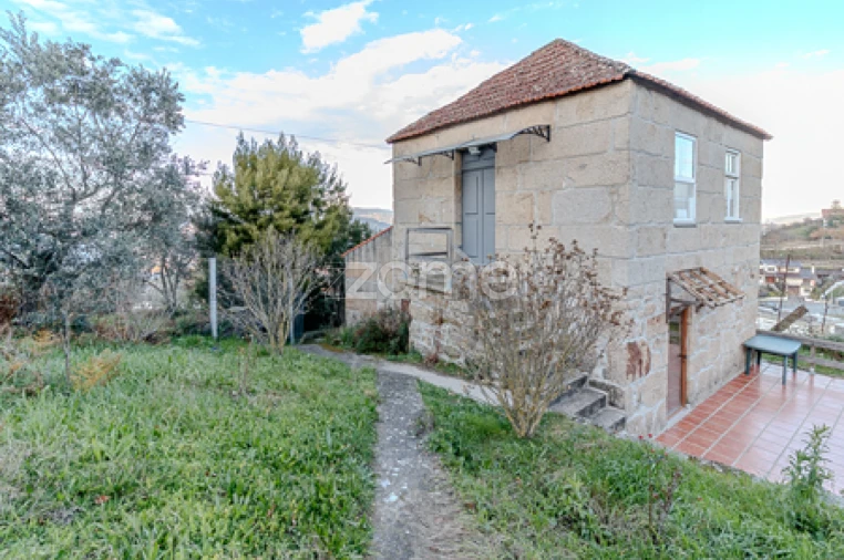 Quinta T5 para Venda em Cinfães Foto 6