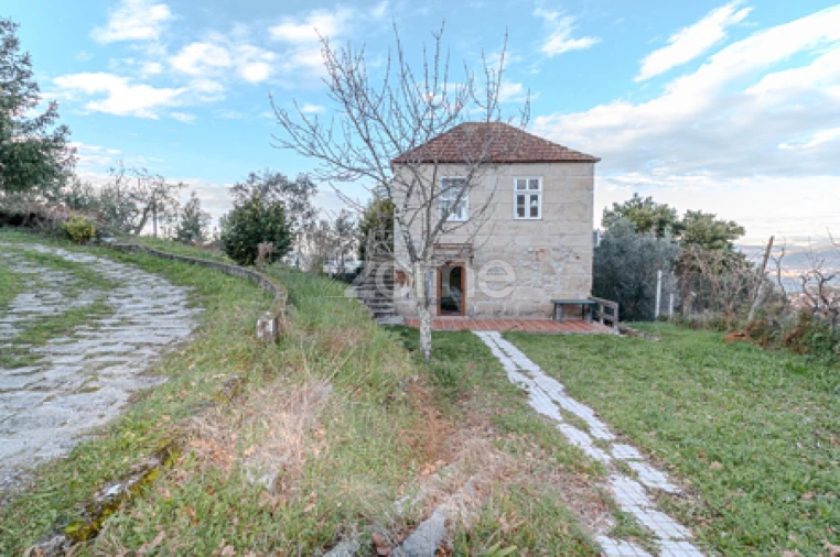 Quinta T5 para Venda em Cinfães Foto 7