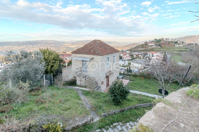 Quinta T5 para Venda em Cinfães Foto 12