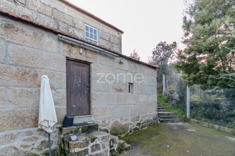 Quinta T5 para Venda em Cinfães Foto 31