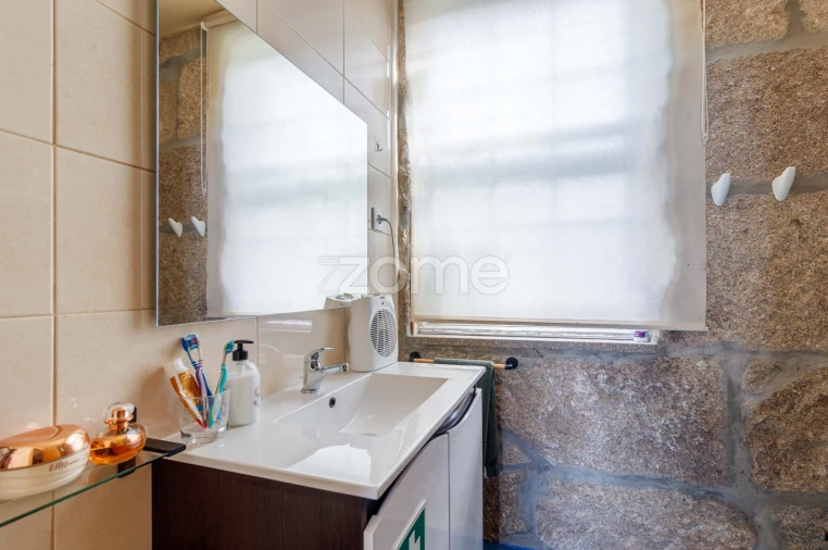 Quinta T5 para Venda em Cinfães Foto 75