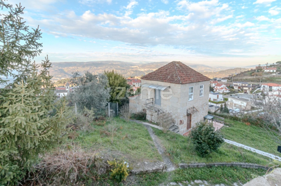 Quinta T5 para Venda em Cinfães Foto 13