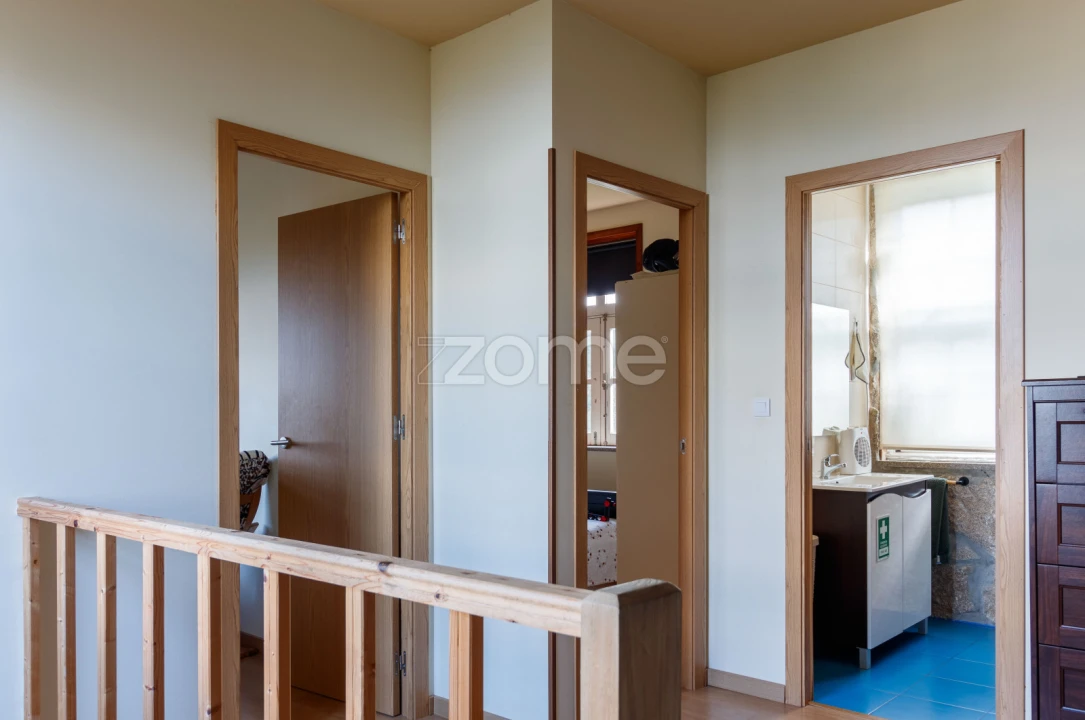 Quinta T5 para Venda em Cinfães Foto 44