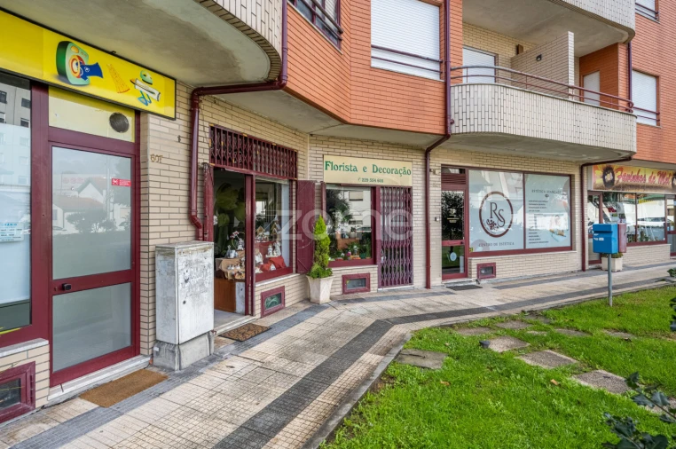 Negócio para Venda em Custóias, Leça do Balio e Guifões Foto 14